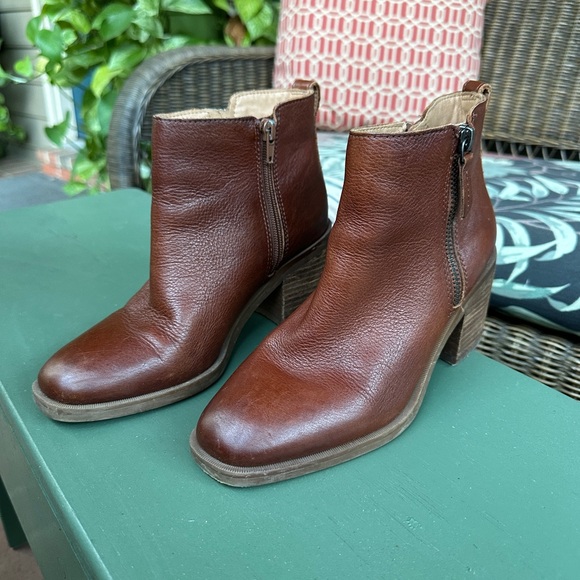 Crown Vintage Ankle Boots Brown Leather with Stacked Heel and Side Zipper 7M - Picture 3 of 7